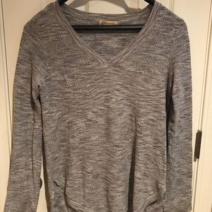 Light weight gray sweater